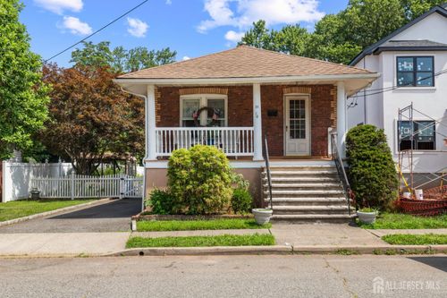 28 Wildwood Ave, Fords, NJ, 08863-1619 | Card Image