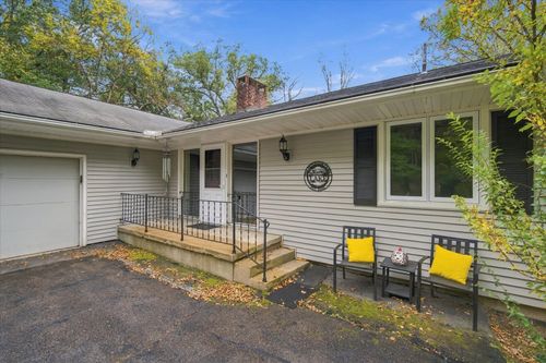 27 Carribean Dr, Putnam, IL, 61560-9509 | Card Image
