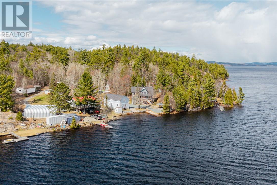 Residential in Capreol 2