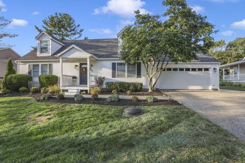 541 Lakeshore Dr E, Hebron, OH, 43025-9711 | Card Image