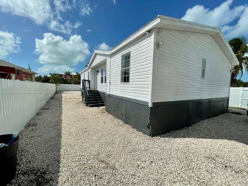 1027 74th Street Ocean, Marathon, FL, 33050-3179 | Card Image