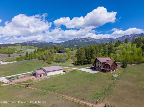49 South Dell Creek, Alpine, WY, 83128 | Card Image