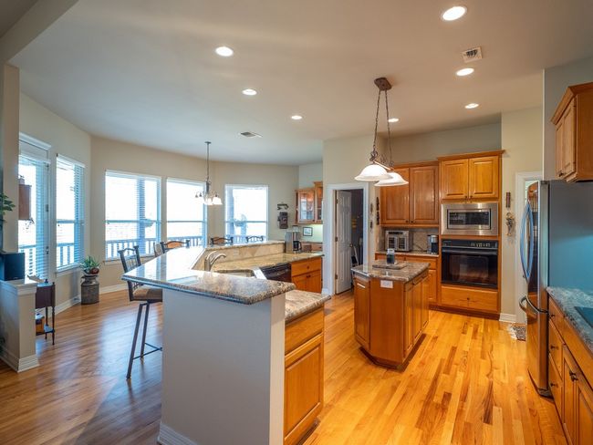 130 Sabine Dr, House other with 4 bedrooms, 4 bathrooms and 8 parking in Cedar Creek TX | Image 5