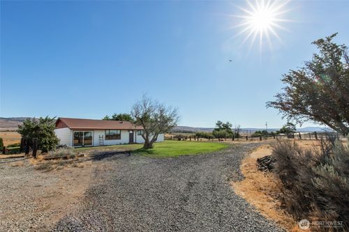 2943 Thomas Rd, Ellensburg, WA, 98926-7343 | Card Image