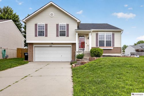 19604 V St, Omaha, NE, 68135-4248 | Card Image