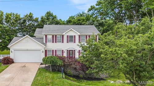 1575 Uthoff Dr, Fenton, MO, 63026-2319 | Card Image