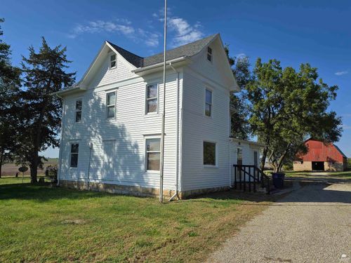 3225 Trail Rd, Chapman, KS, 67431-8879 | Card Image