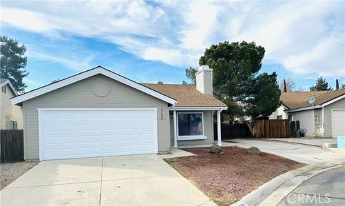 9134 Mapleleaf Ct, Hesperia, CA, 92344-8218 | Card Image