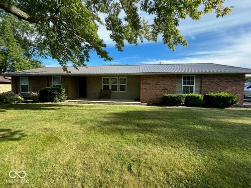 549 Circle Dr, Fairmount, IN, 46928-1964 | Card Image