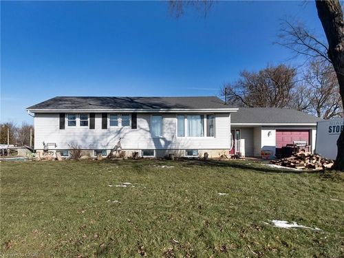 9183 Silver St, Caistor Centre, ON, L0R1E0 | Card Image