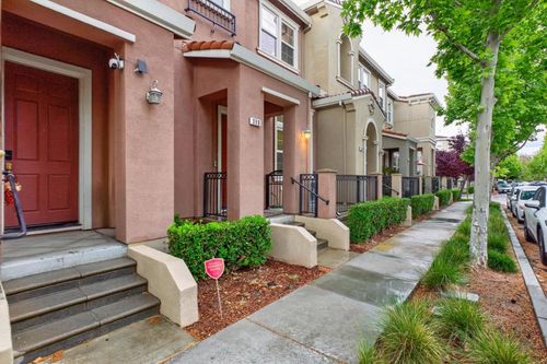 390 Olive Hill Dr, San Jose, CA, 95125-6601 | Card Image