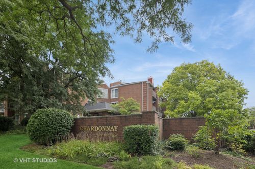 apt-116-805 Leicester Rd, Elk Grove Village, IL, 60007-7323 | Card Image