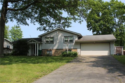 3786 Bryant Dr, Youngstown, OH, 44511-1173 | Card Image