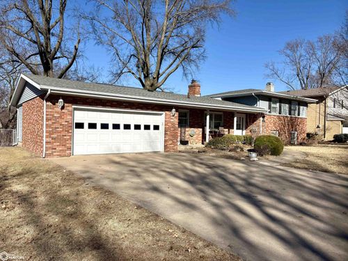 2710 Clearview Dr, Burlington, IA, 52601-1646 | Card Image