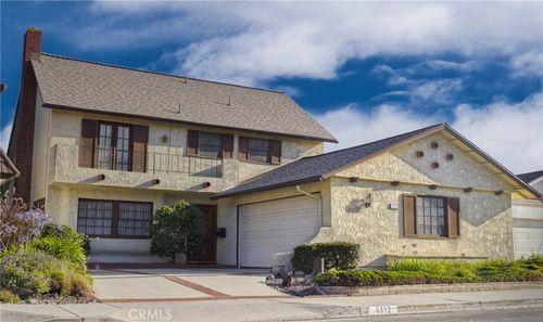 8372 Snowbird Dr, Huntington Beach, CA, 92646-6137 | Card Image