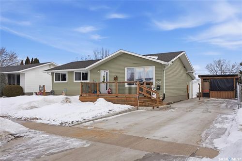 406 7th Ave N, Warman, SK, S0K4S1 | Card Image