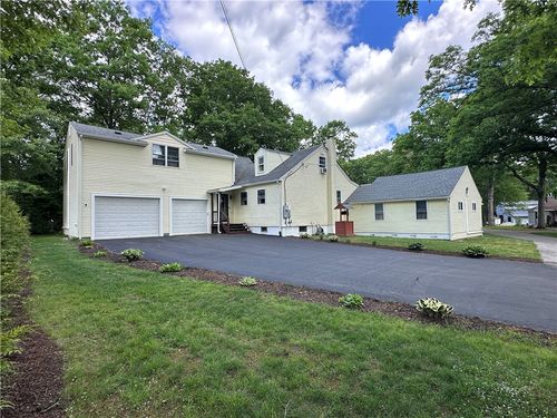 1381 Putnam Pike, Chepachet, RI, 02814-1166 | Card Image