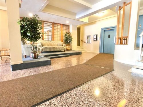 10 Lake St, White Plains, NY, 10603-3849 | Card Image