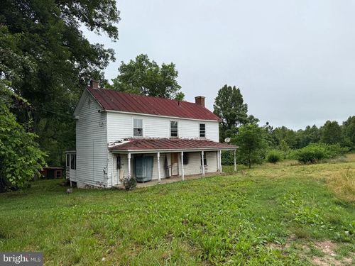 884 Red Oak School Rd, Rustburg, VA, 24588-2960 | Card Image