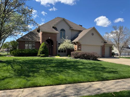 84 Racquet Court, Greenwood, IN, 46142 | Card Image