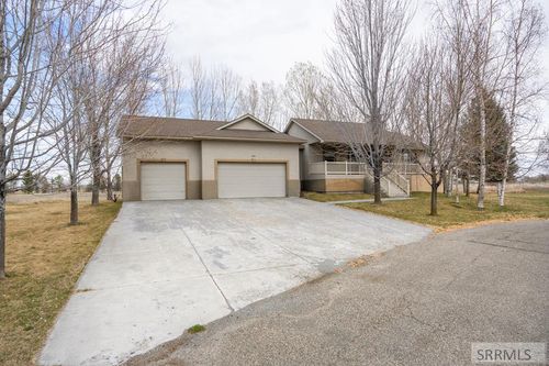 200 W W Commons Rd, Idaho Falls, ID, 83401-5605 | Card Image