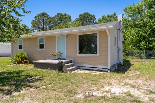 13271 Us Highway 17, Hampstead, NC, 28443-1947 | Card Image