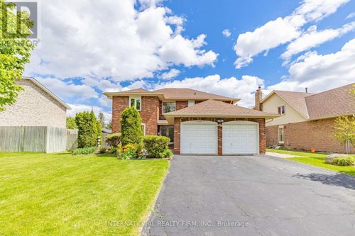 1236 Fleet St, Mississauga, ON, L5H3P5 | Card Image
