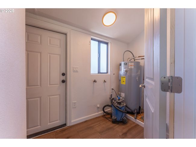 1636 Maple St, House other with 2 bedrooms, 1 bathrooms and null parking in Myrtle Point OR | Image 15