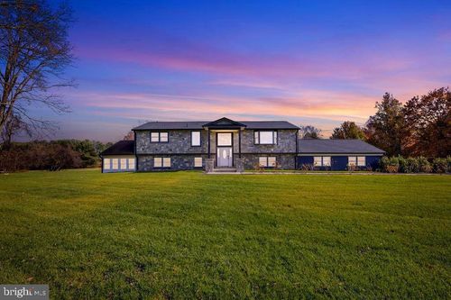 13762 Berlin Tpke, Lovettsville, VA, 20180-3036 | Card Image