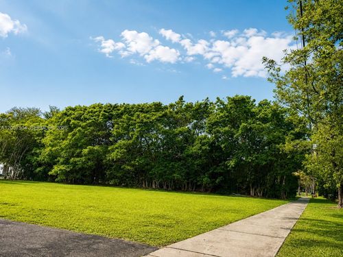 1820 Ne 153rd Street, North Miami Beach, FL, 33162 | Card Image