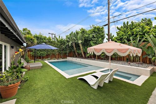 1585 Baker St, Costa Mesa, CA, 92626-3746 | Card Image
