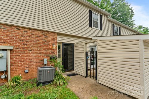 apt-b-5929 Quail Hollow Rd, Charlotte, NC, 28210-5010 | Card Image