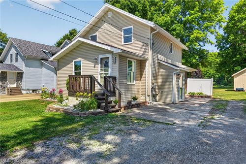 3320 Ridgewood Ave, Ashtabula, OH, 44004-4433 | Card Image