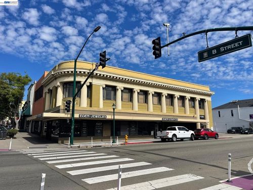 22622 Mission Blvd, Hayward, CA, 94541-5102 | Card Image