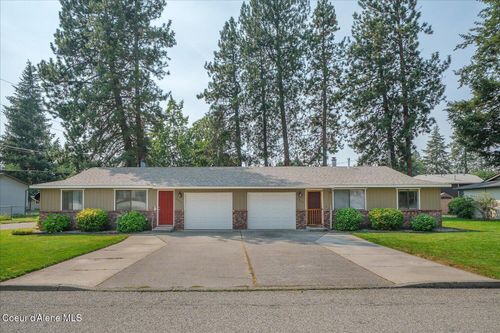 2903/2905 Honeysuckle, Coeur d'Alene, ID, 83815 | Card Image