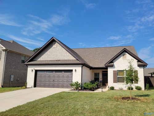 120 Pomelo St, Huntsville, AL, 35811-8145 | Card Image