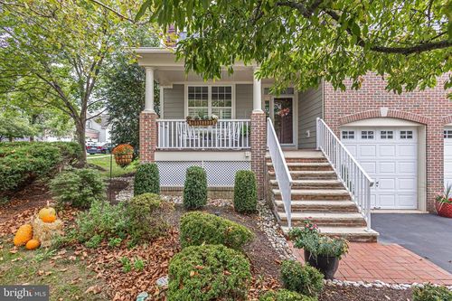 501 Titus Rd, Lambertville, NJ, 08530-2236 | Card Image