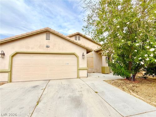 5081 Valero Ct, Pahrump, NV, 89060-1355 | Card Image
