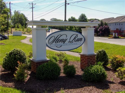 unit-305-10520 Stoney Bluff Dr, Ashland, VA, 23005 | Card Image