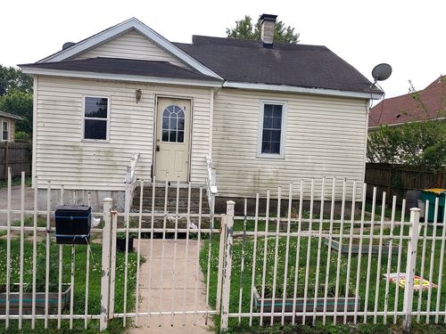 504 Ward Ave, Joliet, IL, 60432-1610 | Card Image