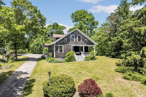 9 Wild Harbor Rd, North Falmouth, MA, 02556-2308 | Card Image