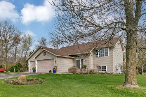 610 Knollwood Ct, Annandale, MN, 55302-3161 | Card Image