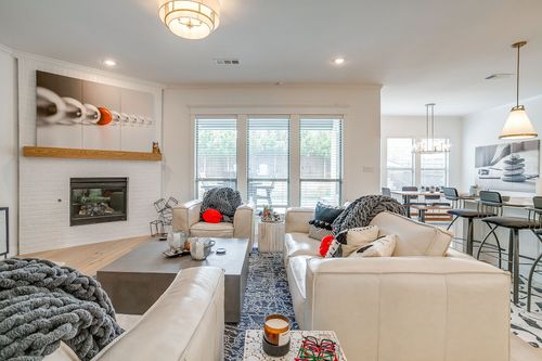 413 Kestrel Ct, Aledo, TX, 76008-2060 | Card Image