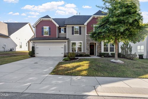 27 Needham Ln, Clayton, NC, 27527-8905 | Card Image