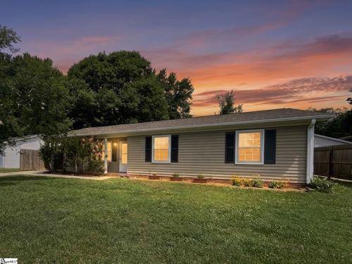 204 Rainbow Drive, Greenville, SC, 29617 | Card Image