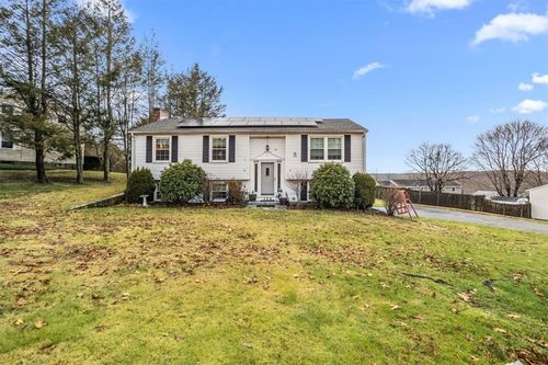 328 New London Ave, West Warwick, RI, 02893-2011 | Card Image