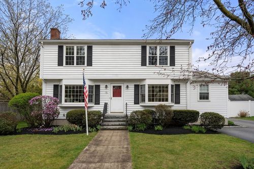 15 Walton St, Wakefield, MA, 01880-1209 | Card Image
