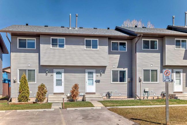 30 - 6020 Temple Drive Ne, Home with 2 bedrooms, 1 bathrooms and 1 parking in Calgary AB | Image 3
