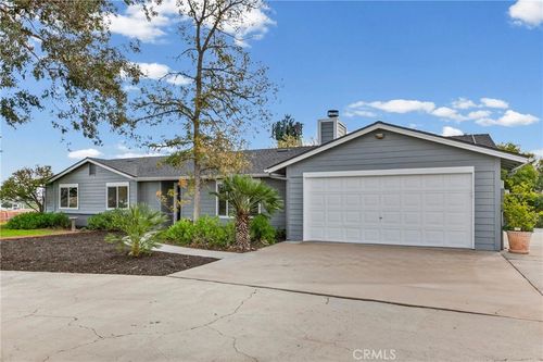 5658 Prancing Deer Pl, Paso Robles, CA, 93446-8351 | Card Image