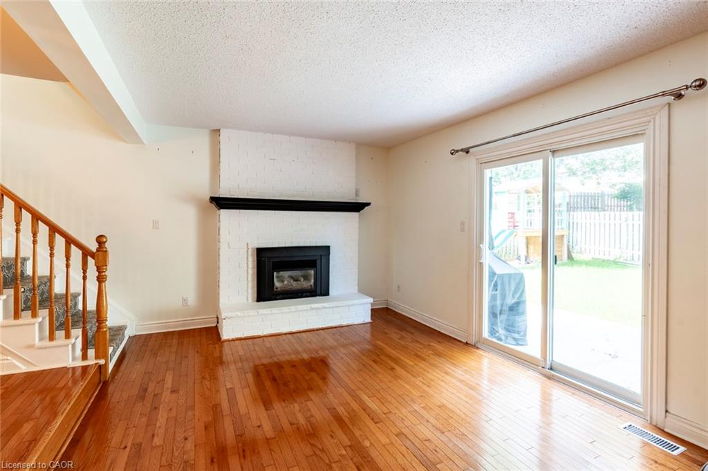 Residential Lease in Waterloo 2